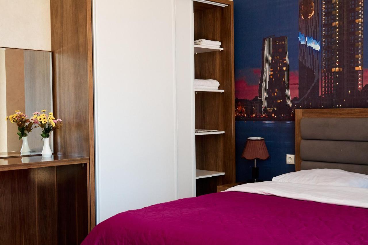 Hotel Lord Batumi Kültér fotó