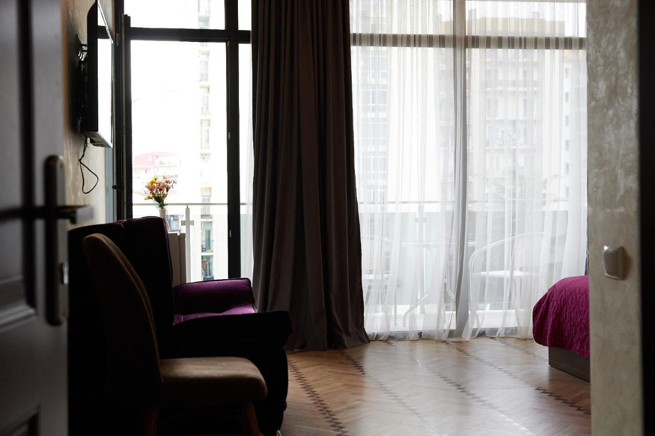 Hotel Lord Batumi Kültér fotó