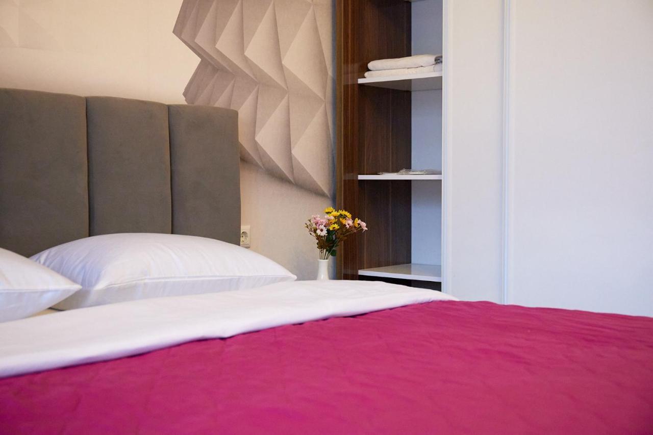 Hotel Lord Batumi Kültér fotó